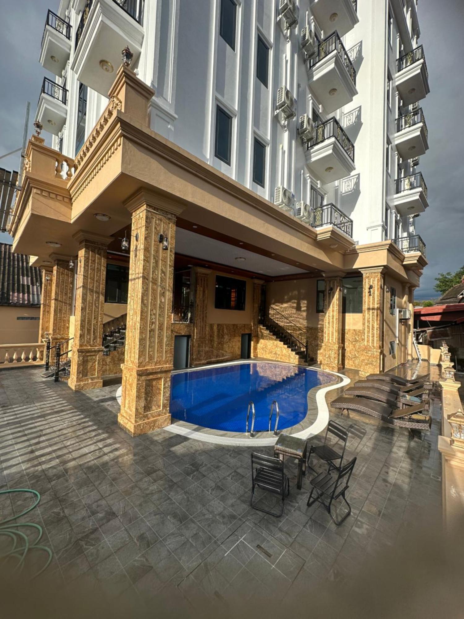 Sky Hotel Vang Vieng Εξωτερικό φωτογραφία